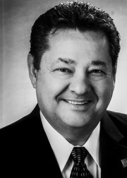 2012 NAR President Maurice "Moe" Veissi