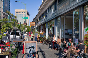 Restaurant scene in Oakland, CA