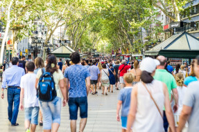 Pedestrians in Las Ramblas, Barcelona