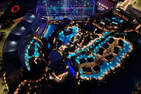 Overhead shot of the Seminole Hard Rock Casino hotel